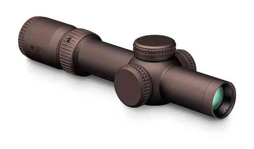 Il VORTEX Razor® HD Gen III 1-10x24 FFP EBR-9 MOA offre un'ottica di alta qualità con ingrandimento versatile, reticolo illuminato e resistenza agli urti.