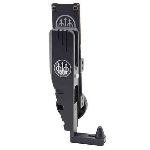 La Fondina da competizione modello X Performance EVO per pistole 92X Performance offre un design ergonomico, stabilità e un rapido accesso per tiratori destri.